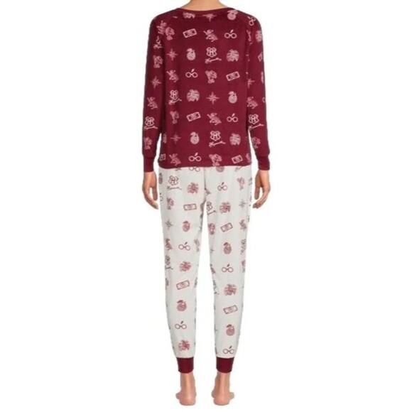 Wizarding World Harry Potter All Over Print Rich Red Winter White Pajamas Medium - Picture 5 of 5